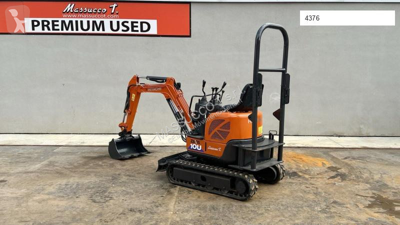 Escavatore Hitachi ZX10U-2