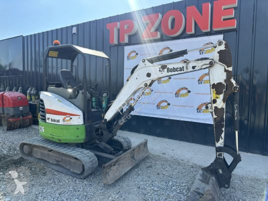 Escavadora Bobcat e26 canopy à 14900 € ht