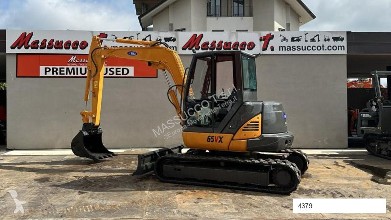 Escavatore IHI 65VX