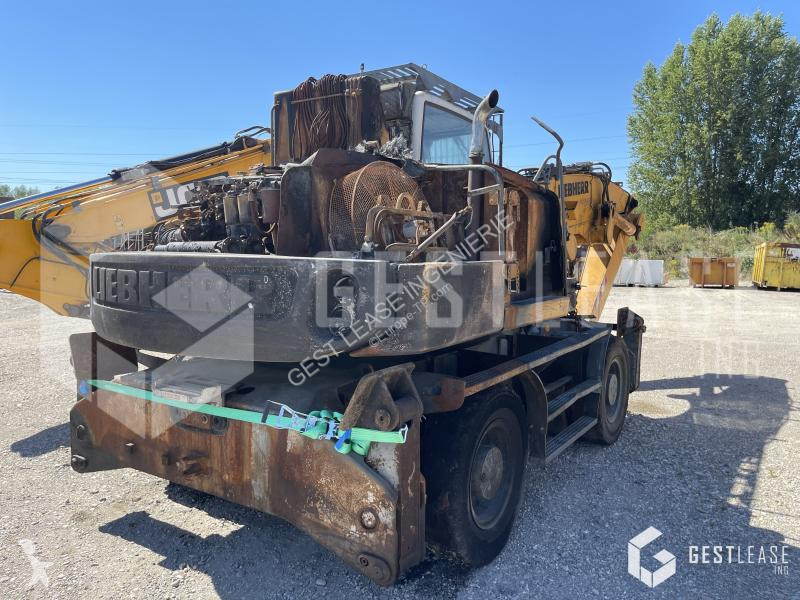 Escavadora Liebherr