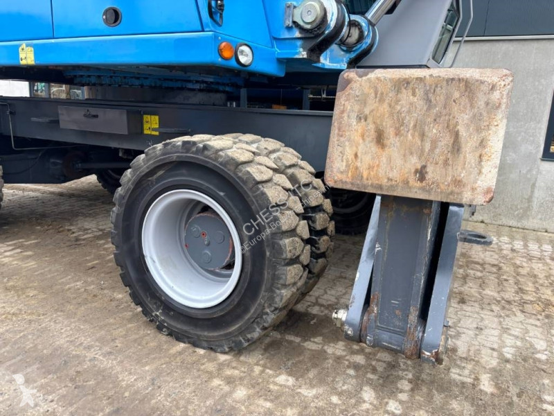 Skovel Fuchs MHL 380  --  only 6650 real...