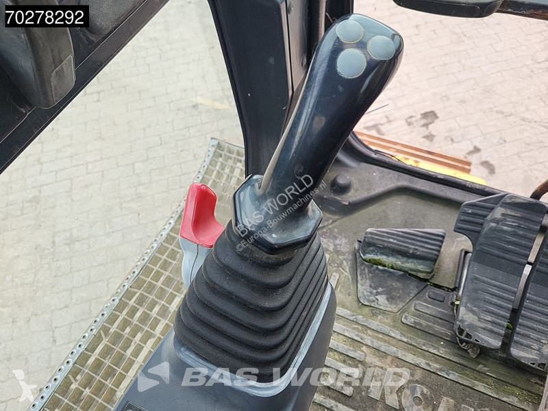 Excavator Komatsu PC180LC-7K