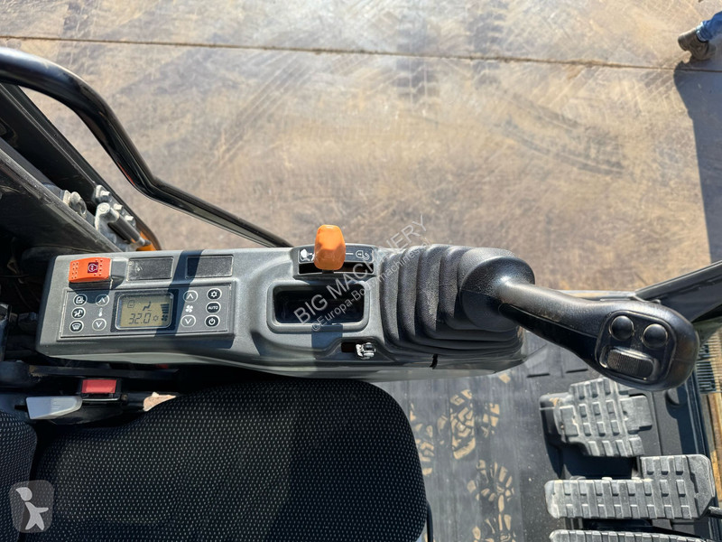 Escavatore Case CX300D