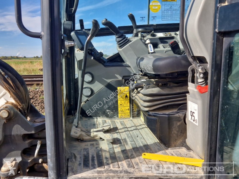 Escavadora Bobcat Z