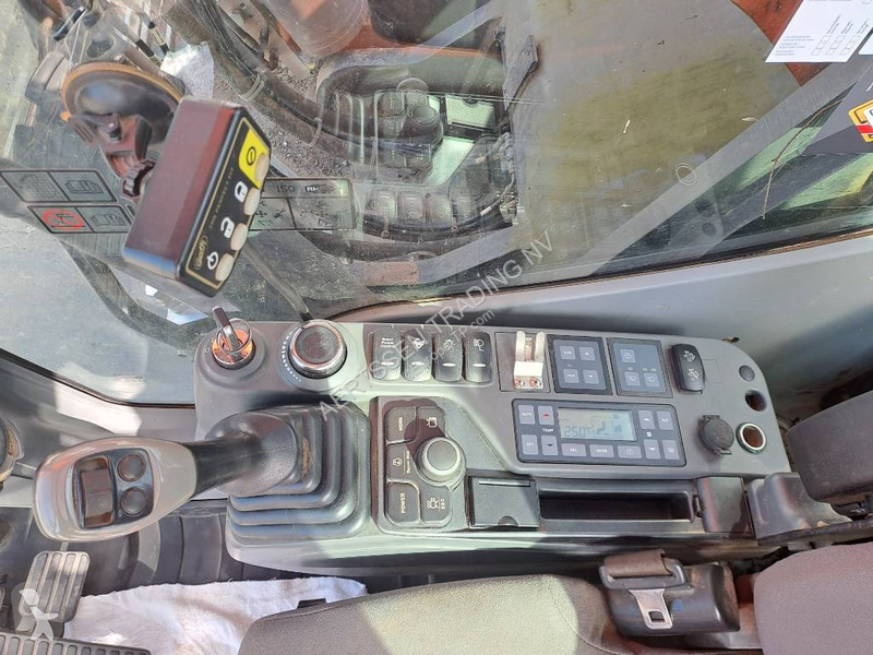 Excavadora Doosan -5 (Full Topcon 3D GPS)