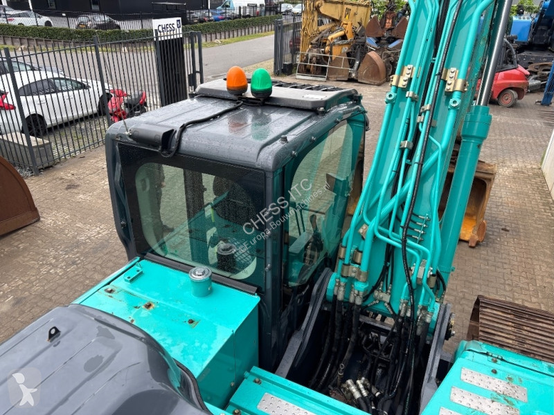 Escavadora Kobelco LC-10