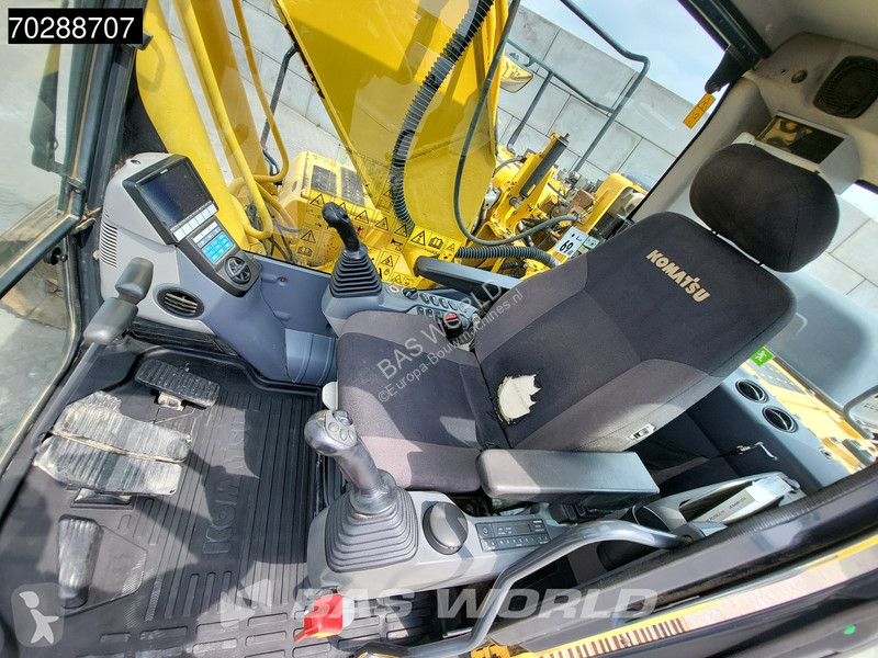 Excavator Komatsu PC210 LC-10