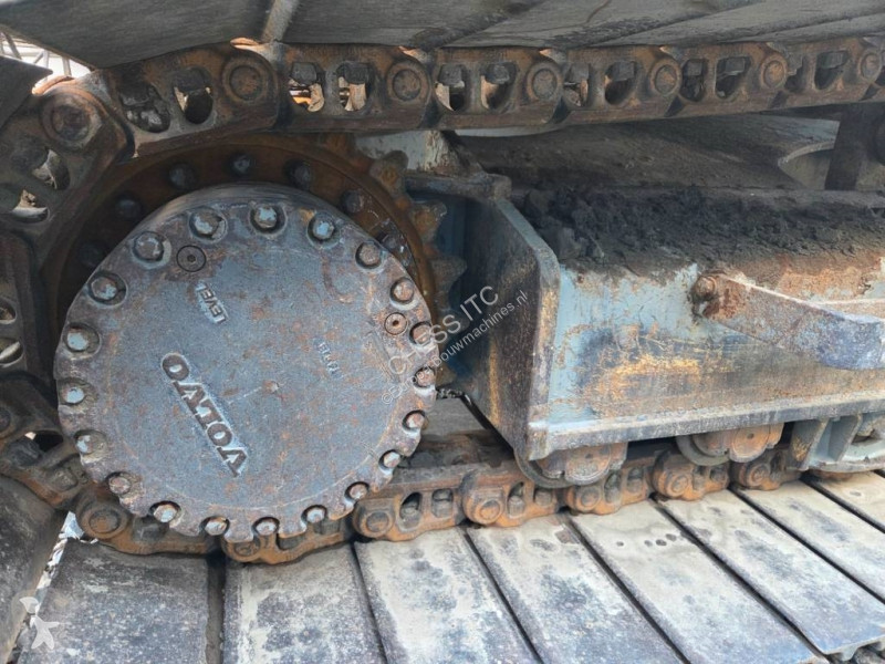 Lopatový nakládač Volvo 250 E - 250 EL