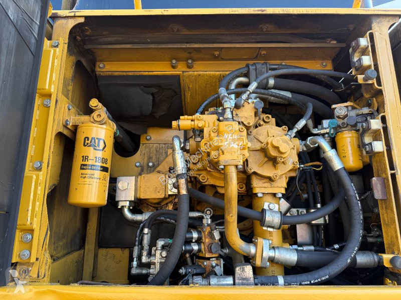 Excavator Caterpillar - German Machine /...