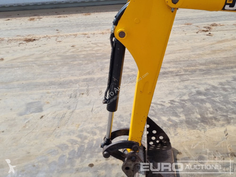 Escavatore JCB CT