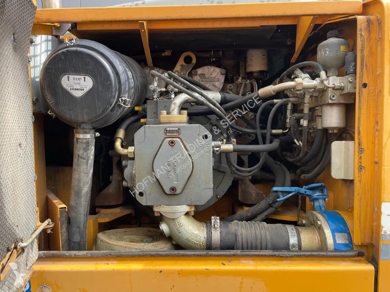 Lopatový nakládač Liebherr Full option