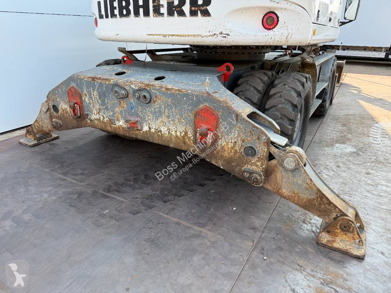 Lopatový nakládač Liebherr A918 Compact - 4...