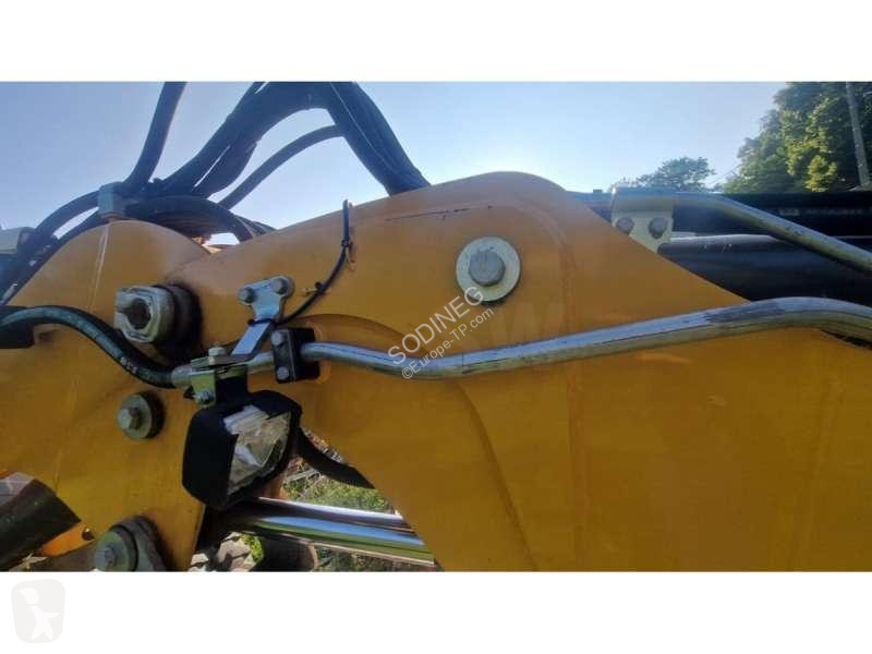 Lopatový nakládač Liebherr A COMPACT