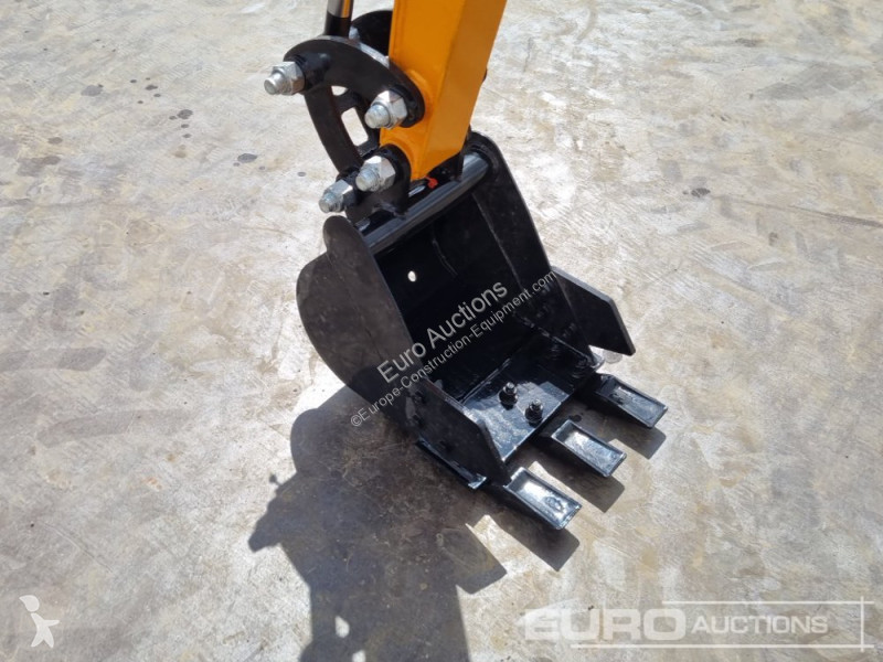 Escavadora JPC HT12