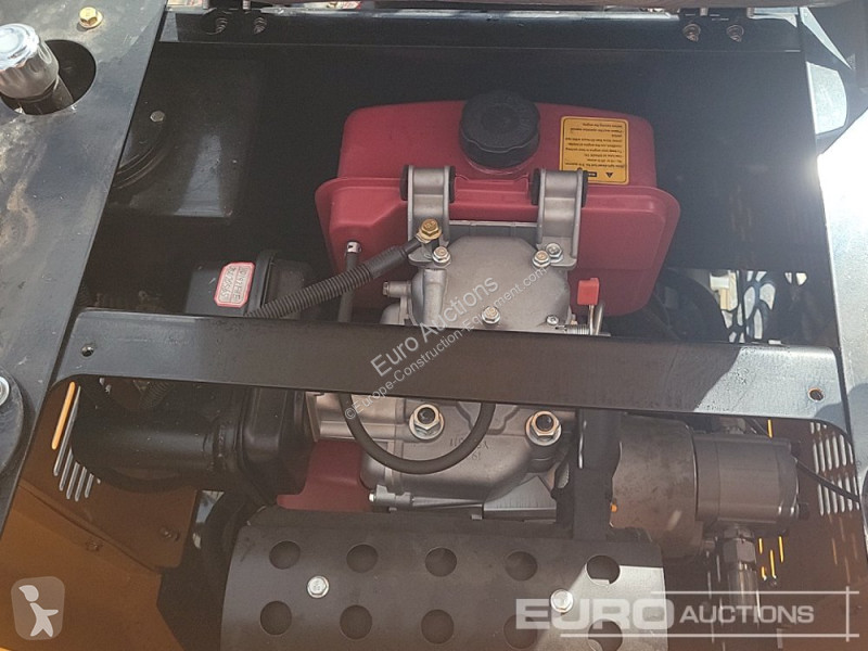 Escavadora JPC HT12