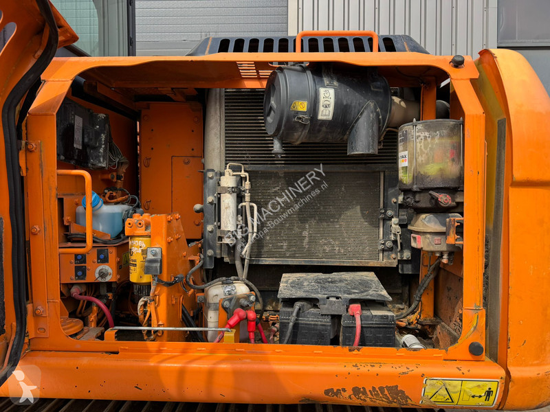 Escavatore Caterpillar