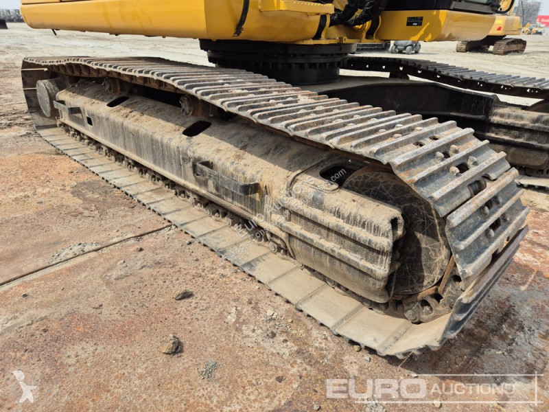 Excavator Caterpillar 3