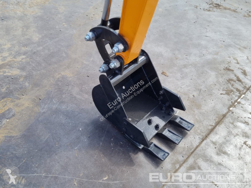 Escavadora JPC HT12