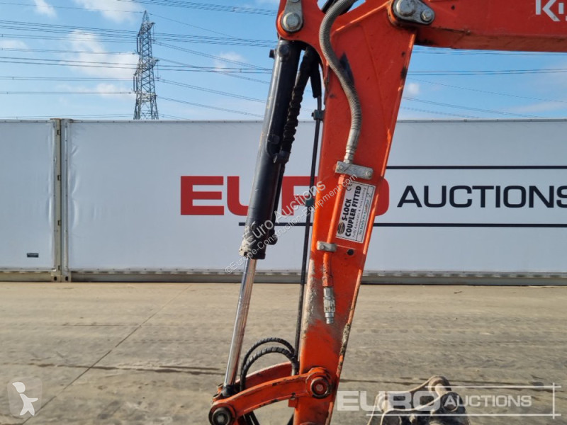 Escavadora Kubota U48-4