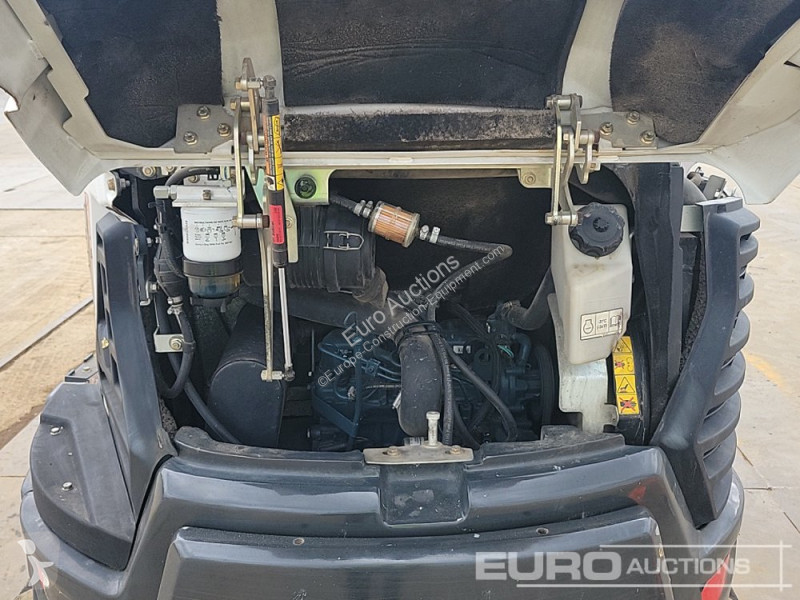 Lopatový nakládač Bobcat E27Z