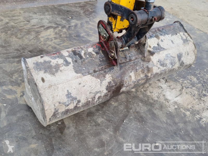 Escavatore JCB