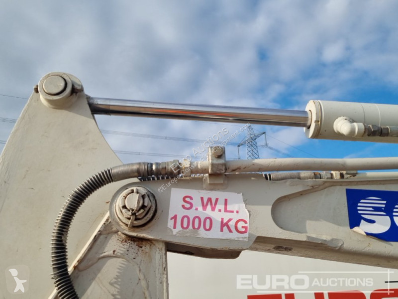 Escavatore Takeuchi