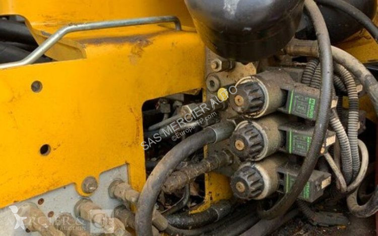 جرافة Mecalac pelle sur pneus diesel