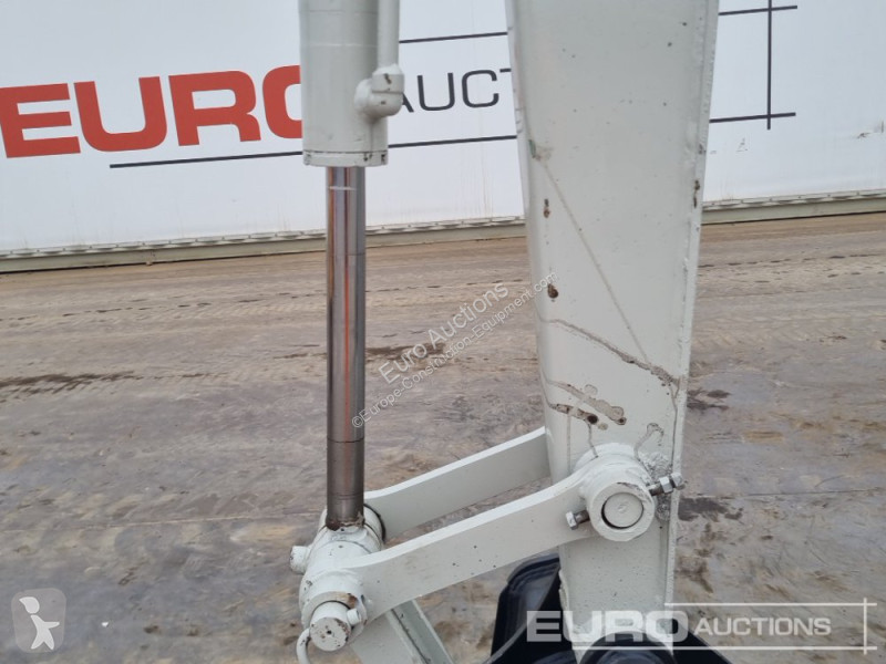 Escavadora Takeuchi TB150C