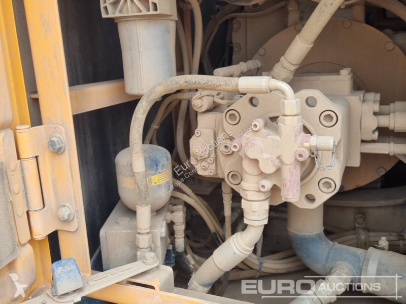 Escavatore Hyundai HX140LC