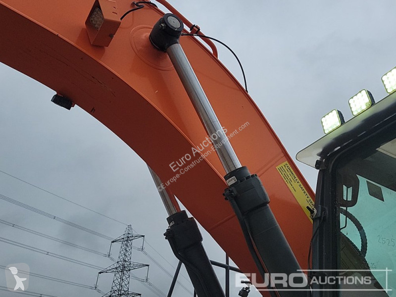 جرافة Doosan -5