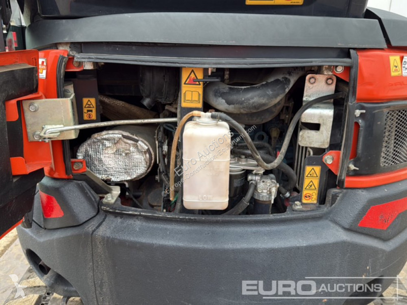 جرافة Kubota U27-4