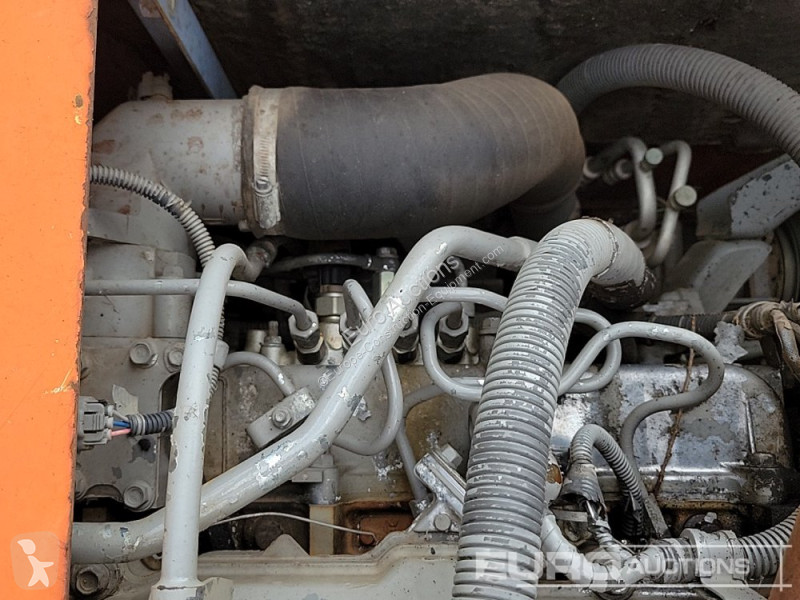 Escavadora Hitachi ZX210LC-3