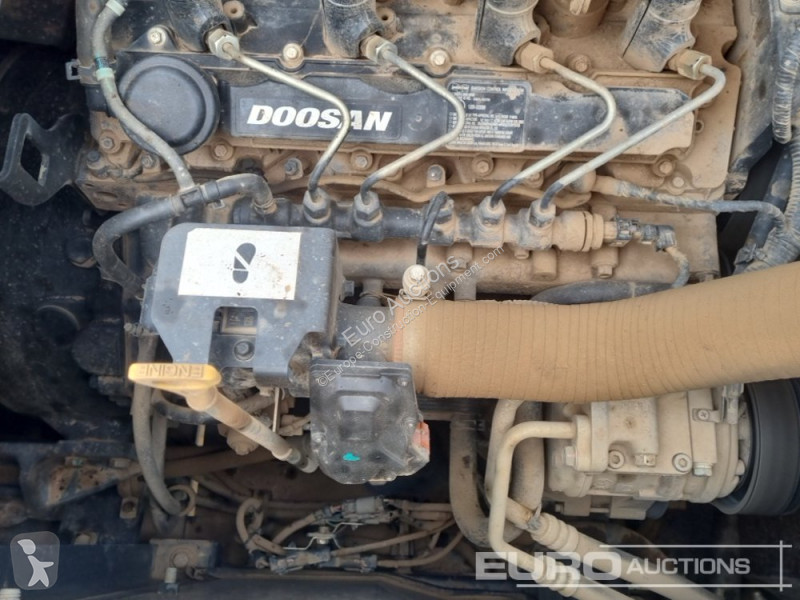 Escavatore Doosan -7