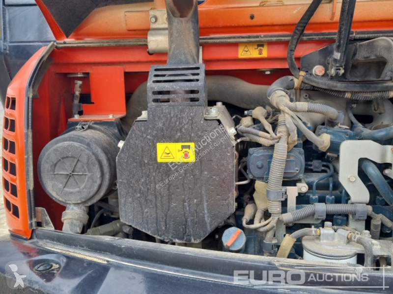 Escavadora Kubota KX080-4A2