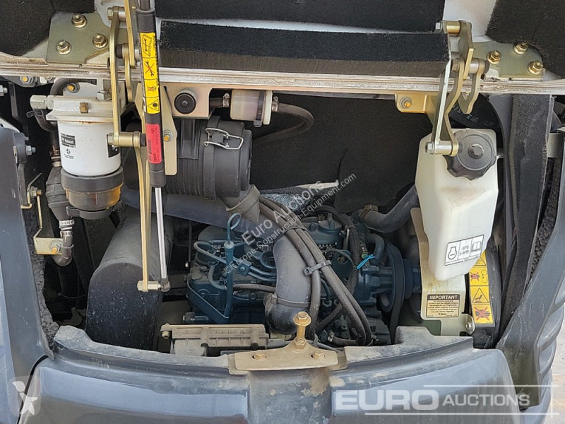 جرافة Bobcat E27Z