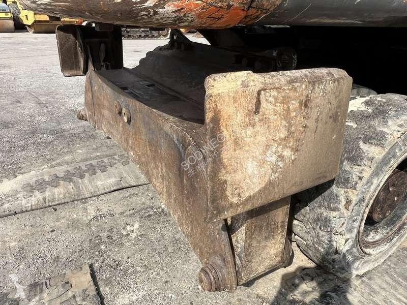 Escavatore Hitachi