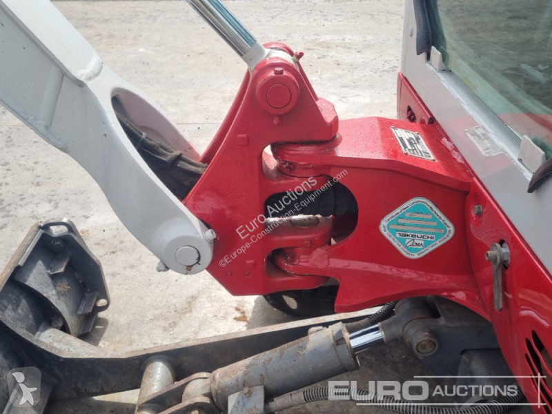 Graafmachine Takeuchi TB216