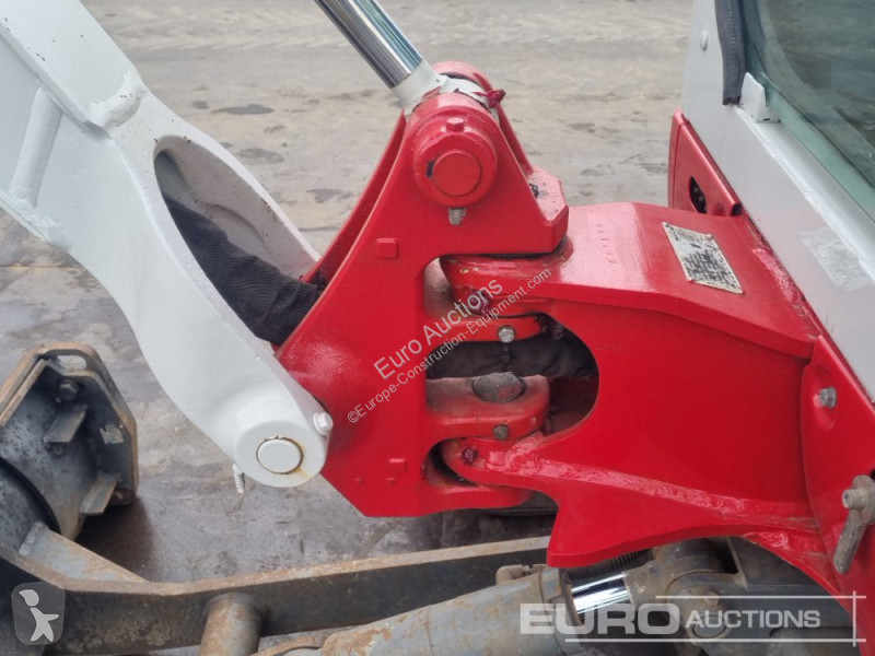 Graafmachine Takeuchi TB216