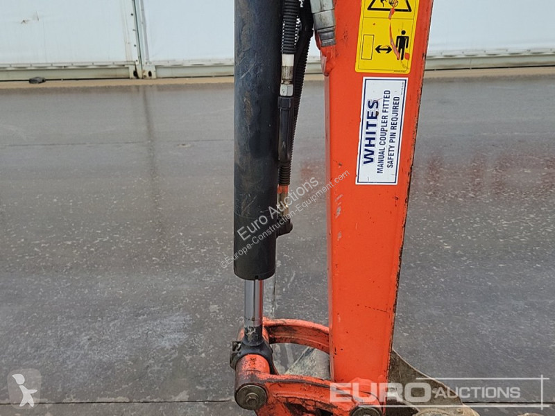 Lopatový nakládač Kubota KX015-4