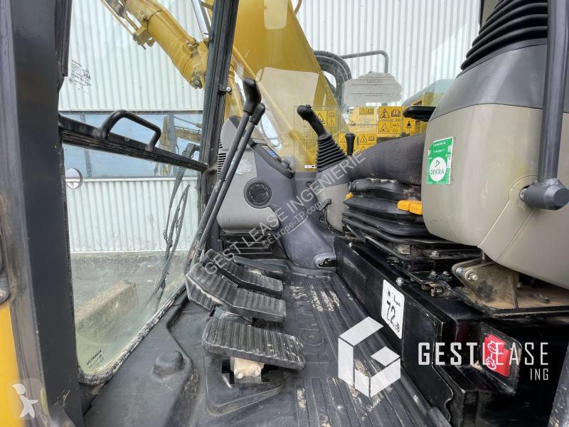 Escavadora Komatsu  PC138US-11