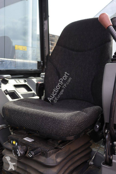 جرافة Bobcat E34