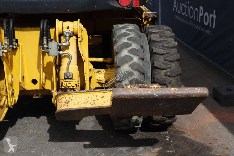 Escavatore Komatsu MR-8