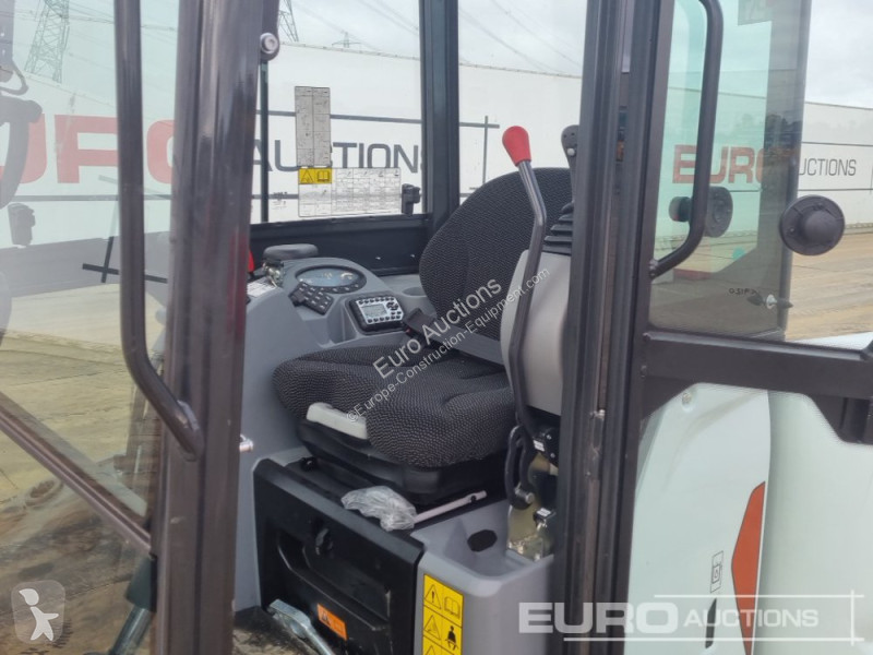 Lopatový nakládač Bobcat E19
