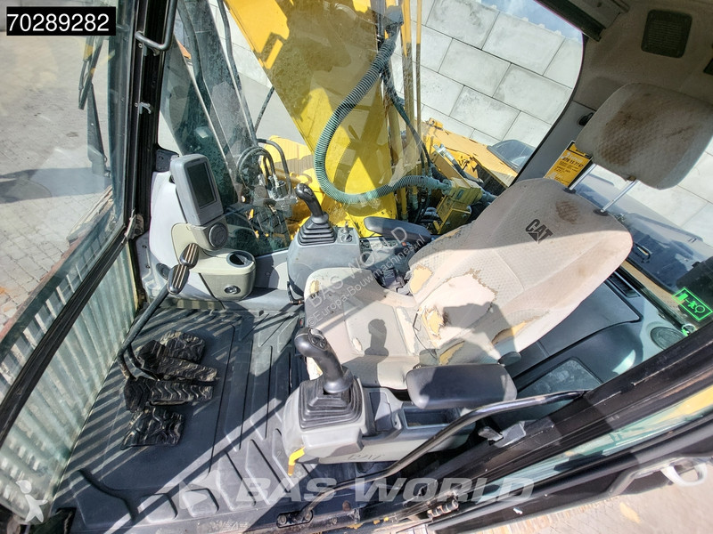 Excavator Caterpillar L