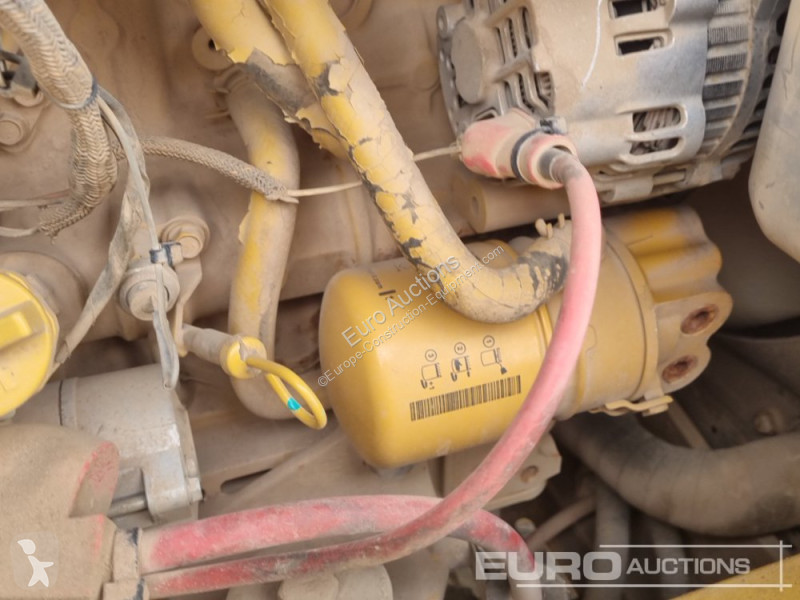Escavatore Caterpillar R