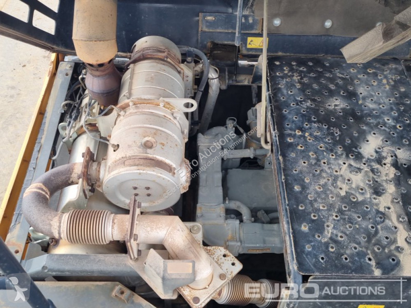 Escavatore Case D
