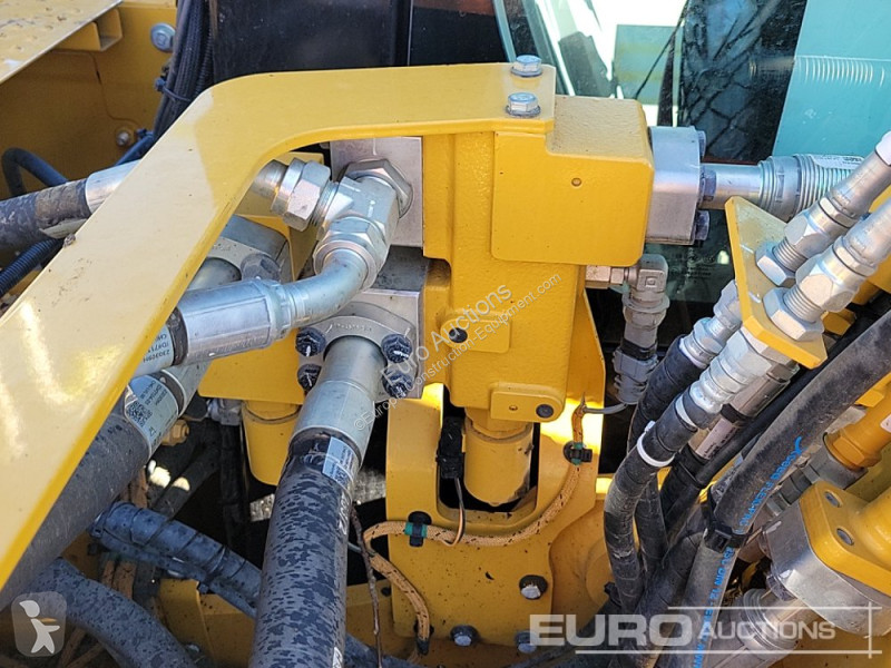 Excavator Caterpillar 320