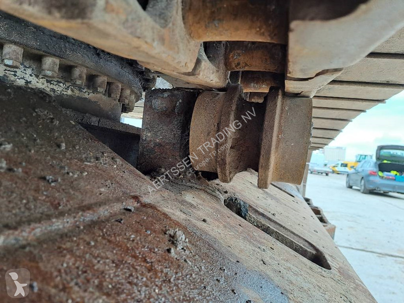 Excavadora Caterpillar UHD