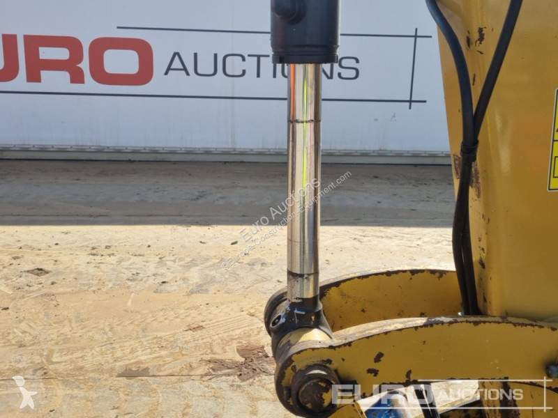 Skovl Caterpillar R