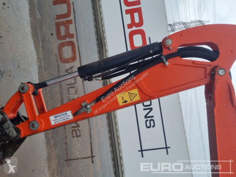 Lopatový nakládač Kubota KX027-4